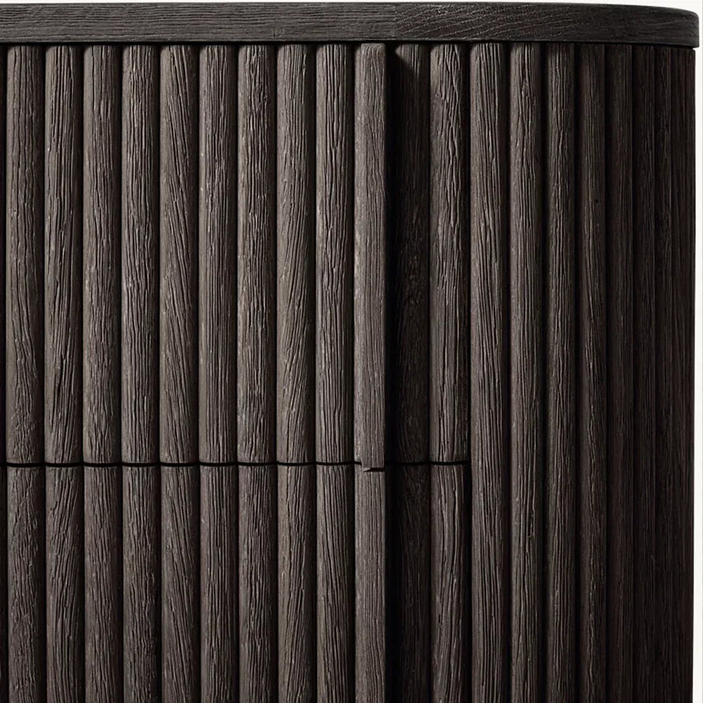 living-room-furniture-housegent-mulho-close-nightstand-setting-01